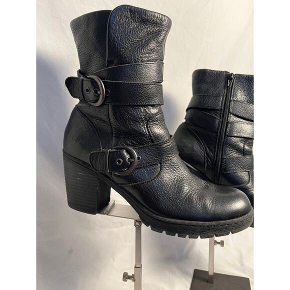 Born Black Leather Ankle Boots Buckle Block Heel Women’s Size 8.5 - Picture 2 of 6